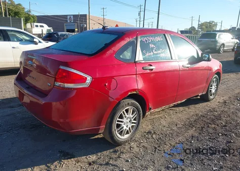2010 Ford Focus Se z USA, uszkodzony, nr VIN 1FAHP3FN5AW296009